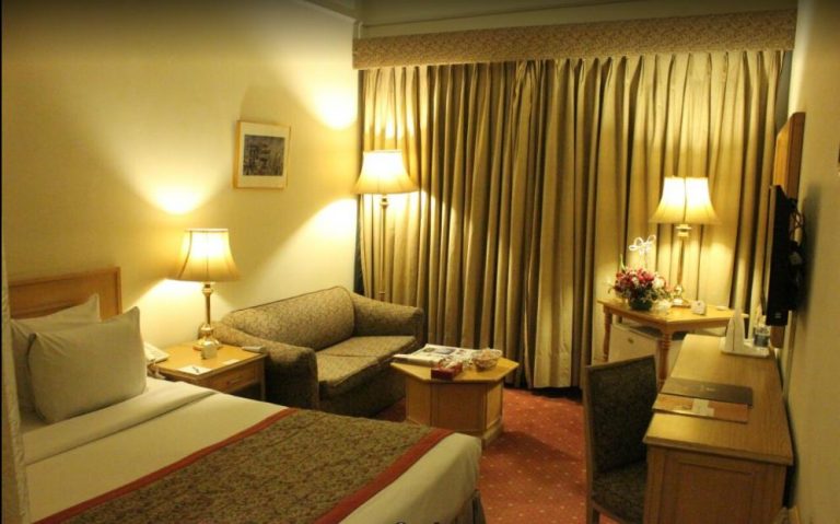 Affordable Sunfort Hotel Lahore