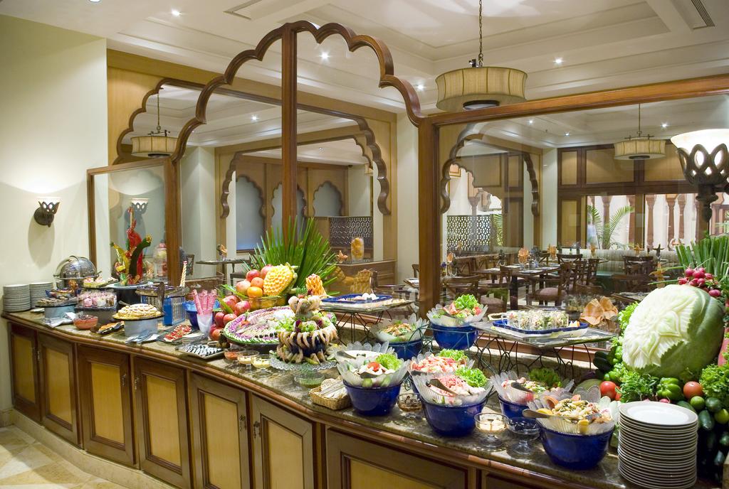 Avari Hotel Lahore Buffet