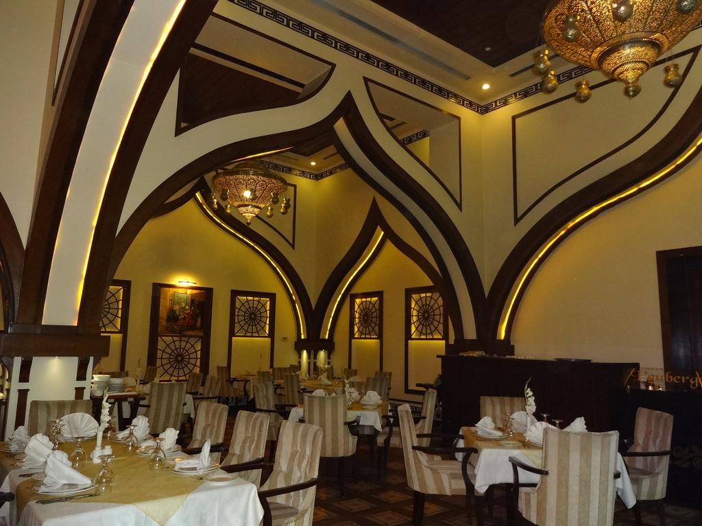 Falettis Hotel Lahore Restaurant