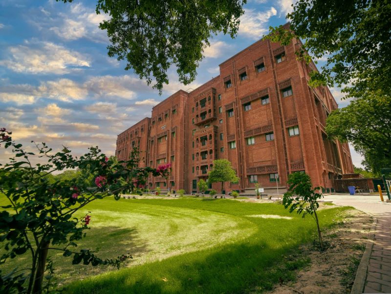 FC College University Artistic Building Elevation