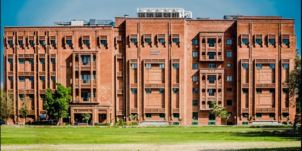 FC College University Main Building Front Elevation