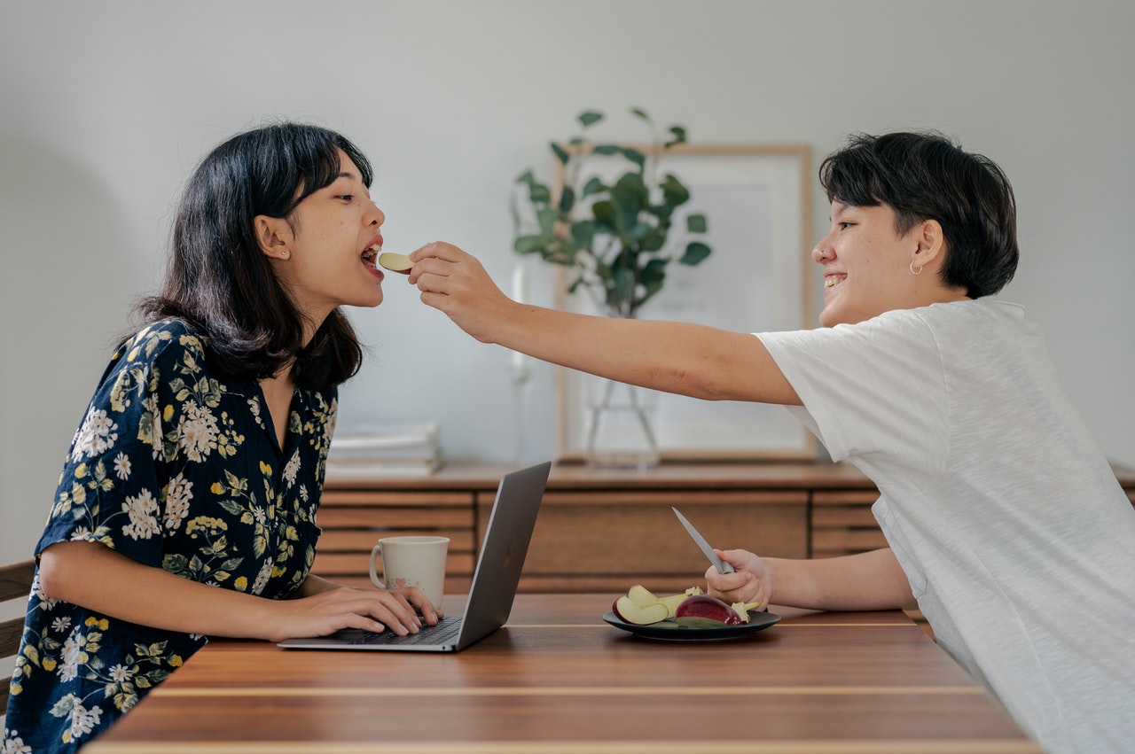 ENFP couple eating